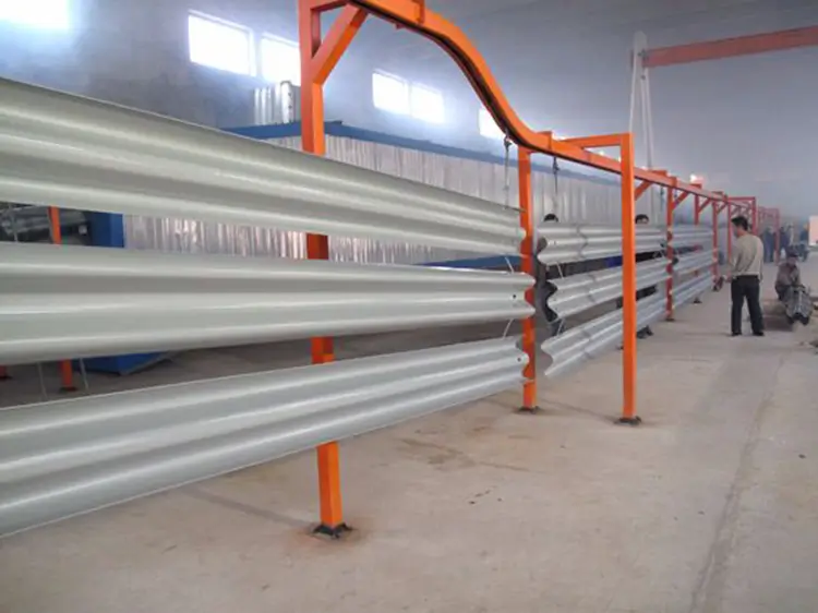 Workshop fabrication line for guardrail beams
