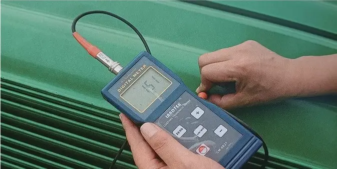 Coating thickness inspection on green guardrail